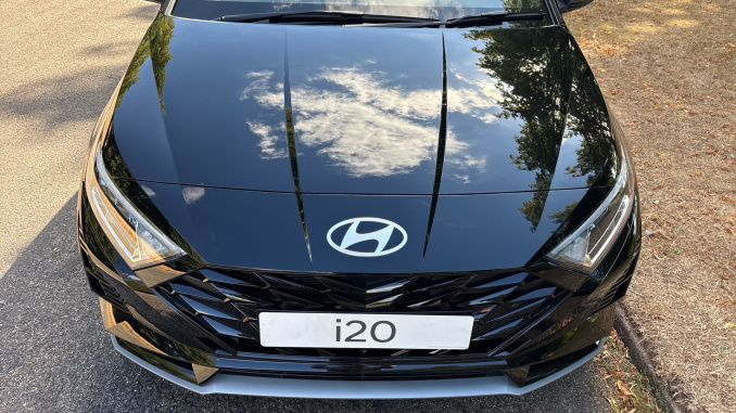 Hyundai i20 1.0T GDi 90 Black Line 5dr Petrol Hatchback - Image 8